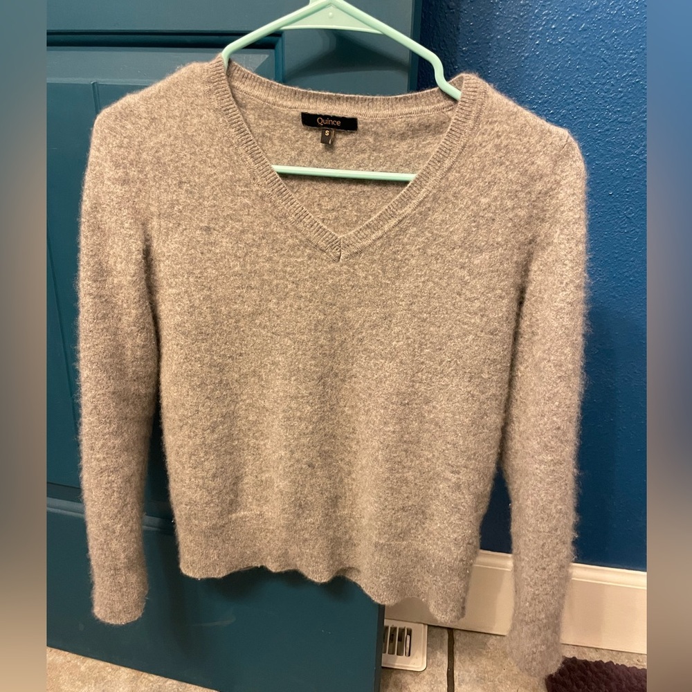 Quince Gray Cashmere Sweater